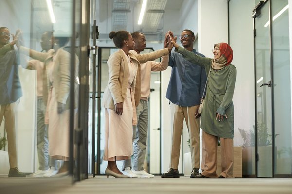 Unlocking Fitness Success: Leveraging Mobile Apps for Enhanced Progress Tracking at a Leicester Gym